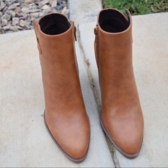 Ankle Booties Tan Pointed Toe Caramel 3" Boot - Picture 4 of 7